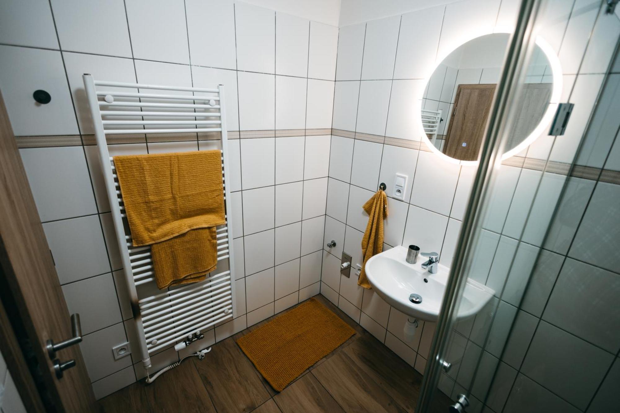 Byt 21 V Rezidenci Bily Lev Na Namesti Žďár nad Sázavou Exterior foto
