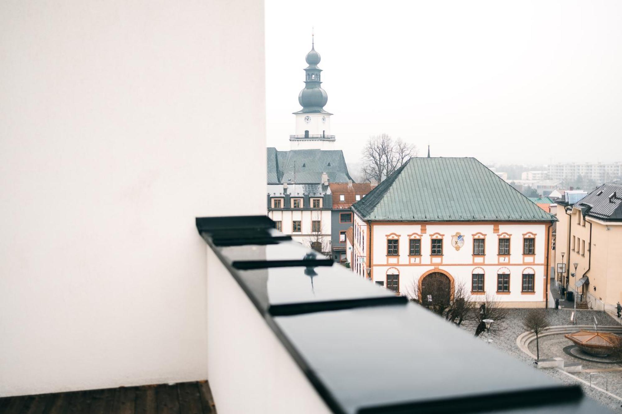 Byt 21 V Rezidenci Bily Lev Na Namesti Žďár nad Sázavou Exterior foto